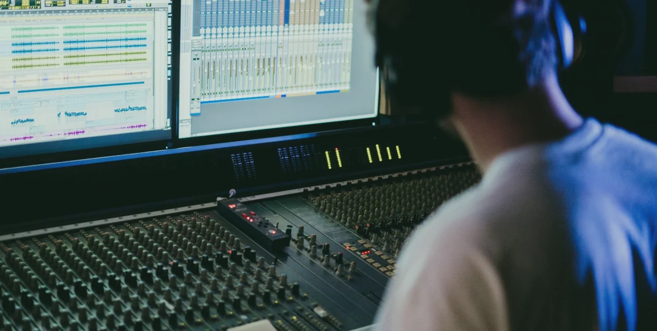 How We Now Plan Live Show Workflows From First Rehearsal